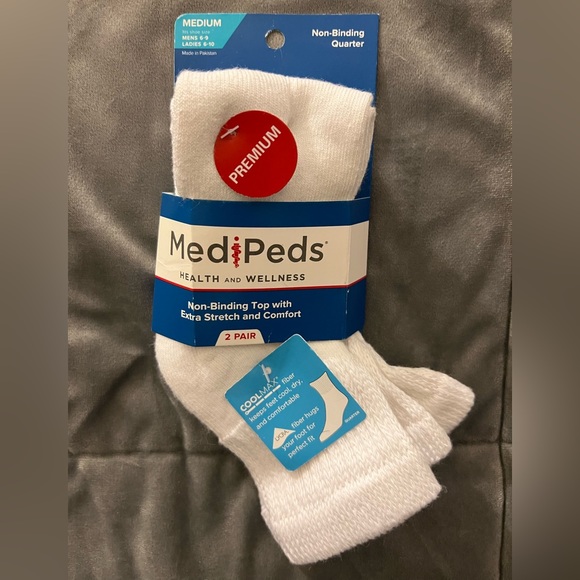 New With Tags Medi Peds White Quarter Socks 2 Pair Non Binding Size Medium - Picture 2 of 4